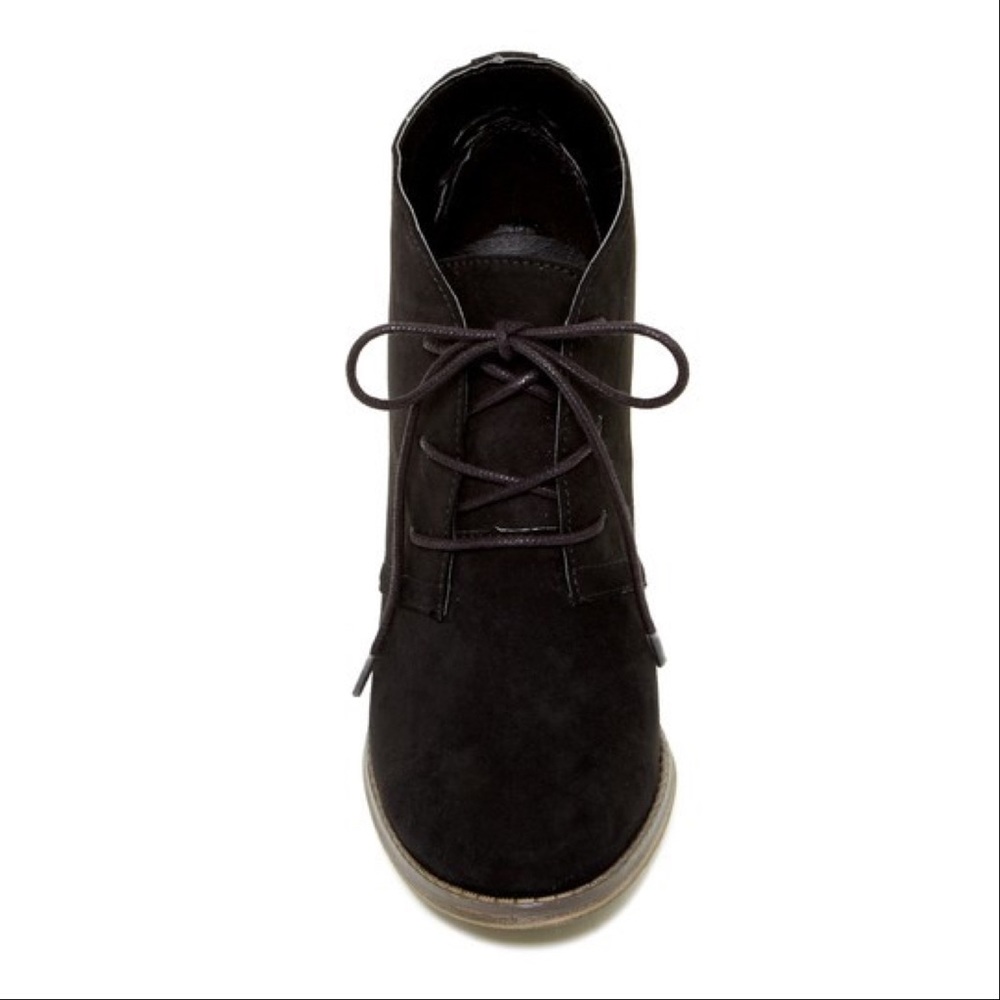 NIB Black Lace Up Block Heel Oxford Bootie - Picture 3 of 3